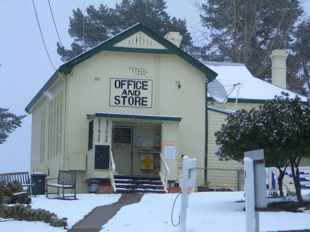 Rainbow Pines Tourist Caravan Park Adaminaby Εξωτερικό φωτογραφία